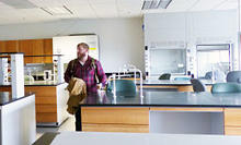 Mechanical Engineering Students Help Design Labs of the Future_opt